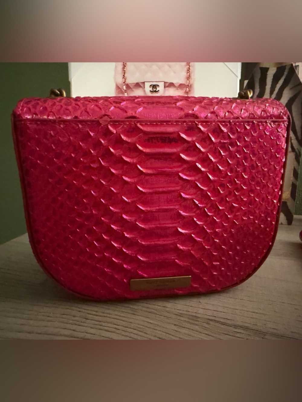 Kurt Geiger Hot Pink Snake-Embossed Crossbody & Wallet NWOT - Picture 11 of 14